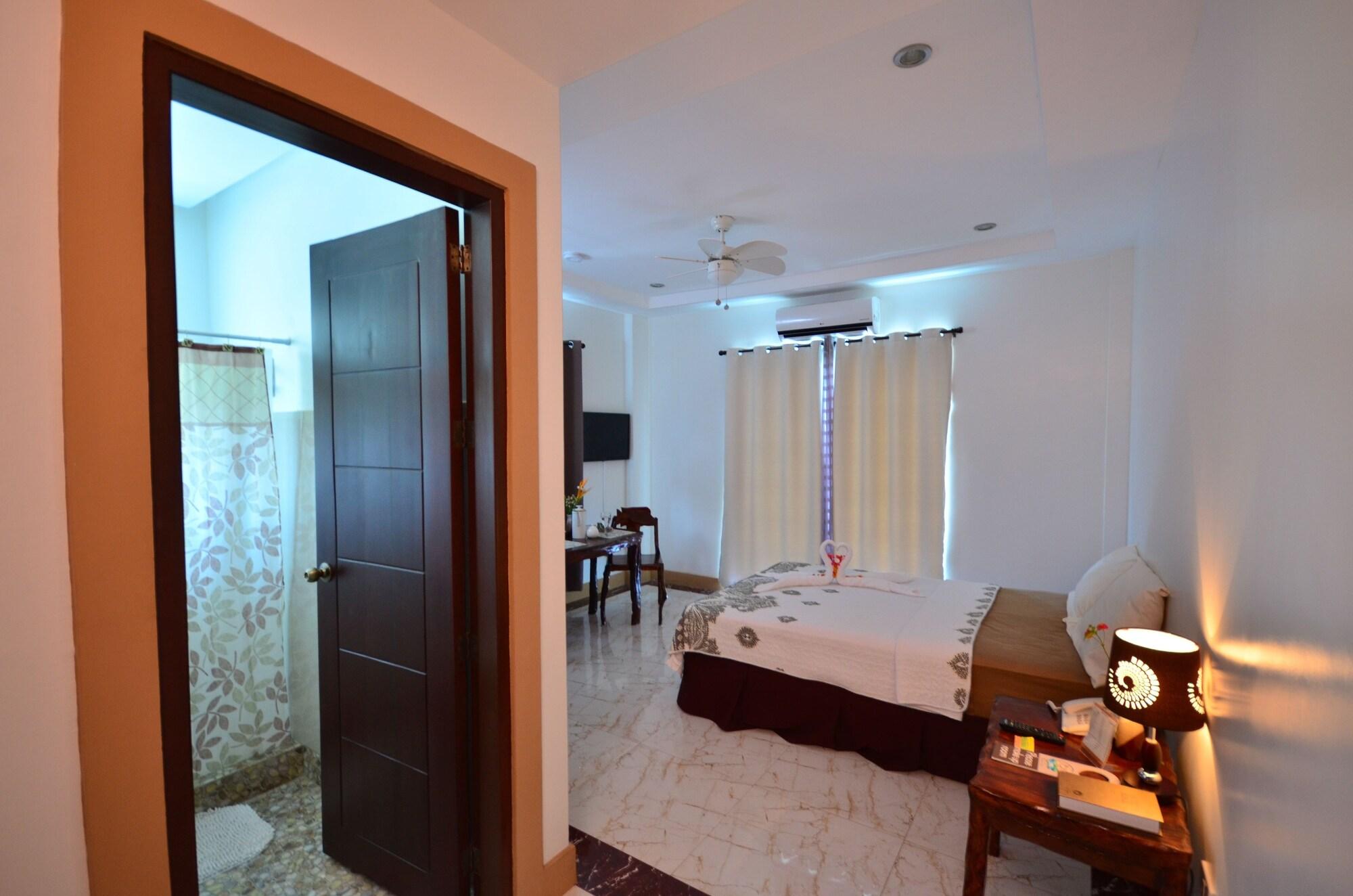 Villa de Sierra Vista Bay&Mountain View Inn Puerto Princesa Extérieur photo