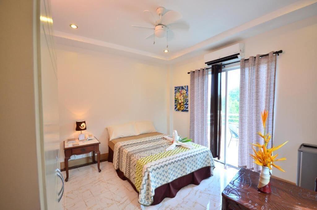 Villa de Sierra Vista Bay&Mountain View Inn Puerto Princesa Extérieur photo