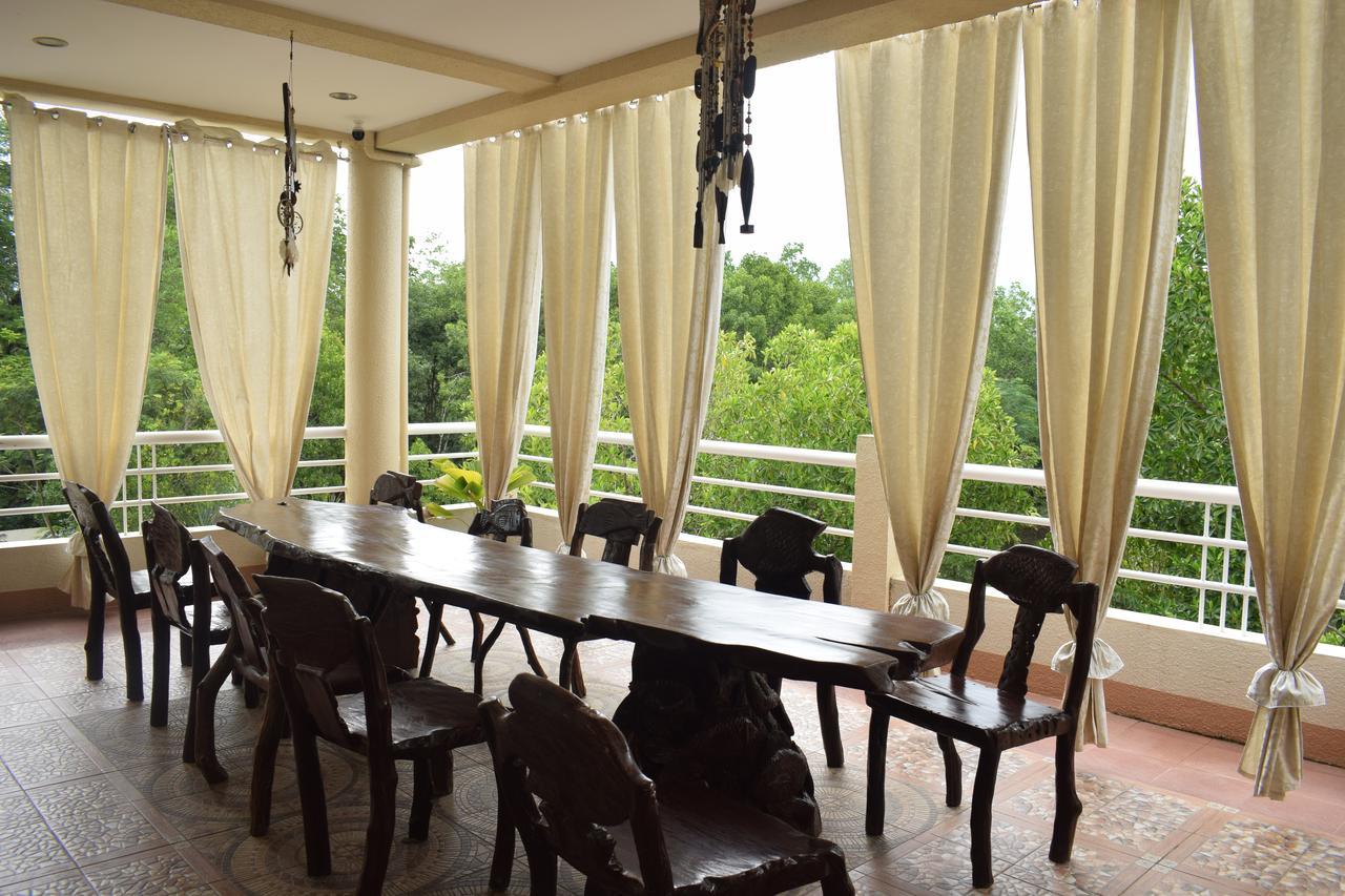 Villa de Sierra Vista Bay&Mountain View Inn Puerto Princesa Extérieur photo